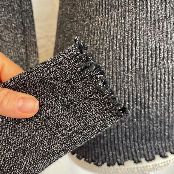 Robertson + Rodeo Long Sleeve Ribbed Sparkle Top - Picture 4 of 6